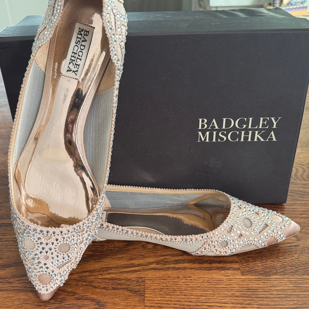 Badgley Mischka Sparkling Silver Flats